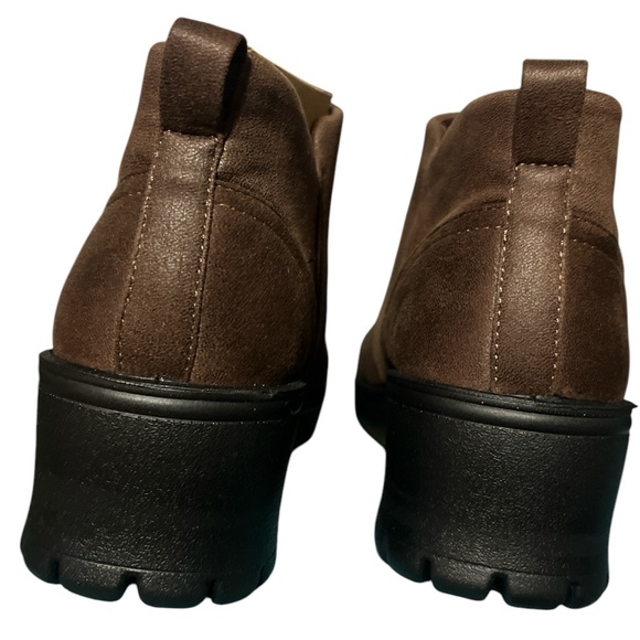 Bzees Bliss Bootie - Picture 5 of 8